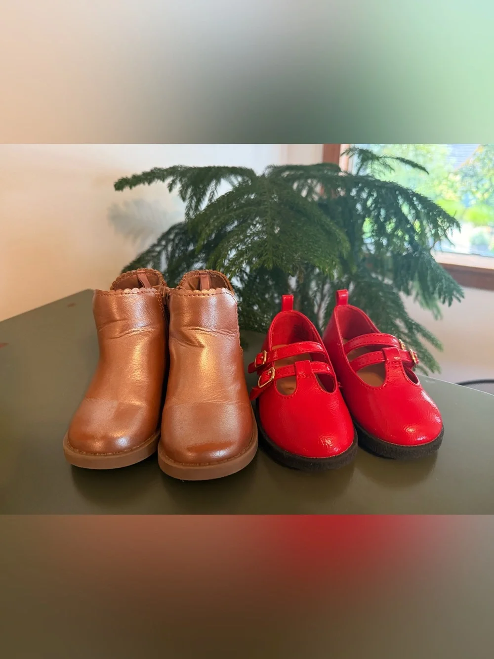 Old Navy Girls' Red Mary Janes & Rose Gold Chelsea Boots - toddler 6